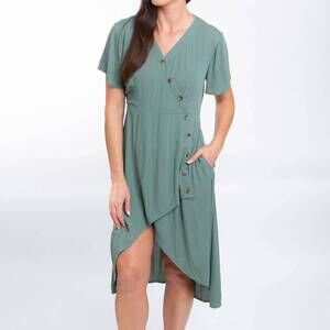 NEW ELSIE & ZOEY ayanna v-neck short sleeve dress in green